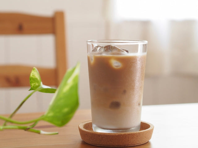 How to Make an Iced Latte at Home